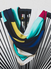 Foulard carré touché soie