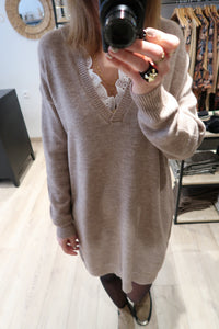 ROBE PULL TAUPE