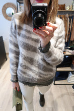 PULL ZEBRE KAKI