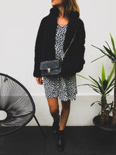 Sac bandoulière cuir façon croco noir
