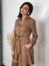 Robe Victoire camel