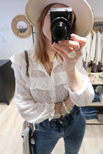 CHEMISE AJOUREE FLEURS